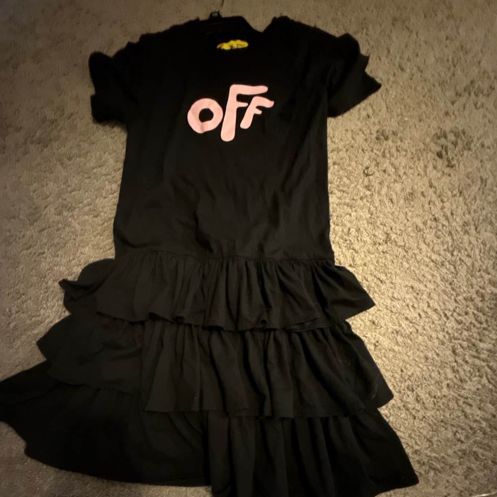 Off-white dress